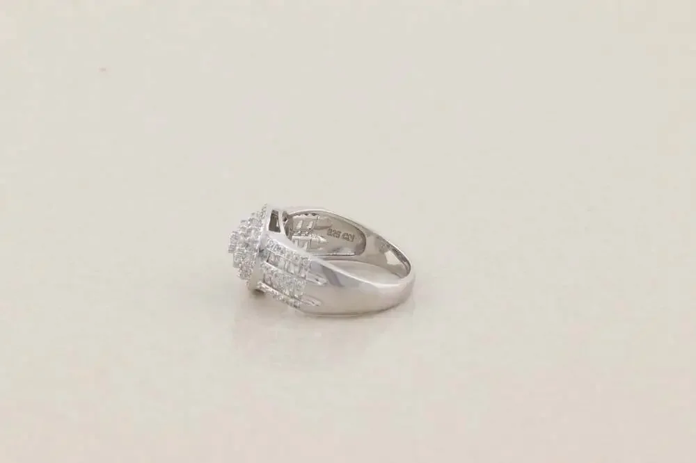Sterling Silver Sparkly Bold Cubic Zirconia Cluster Ring Size 9 1/4
